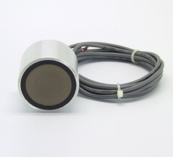 300KHz short range ultrasonic distance sensor in automotive applications