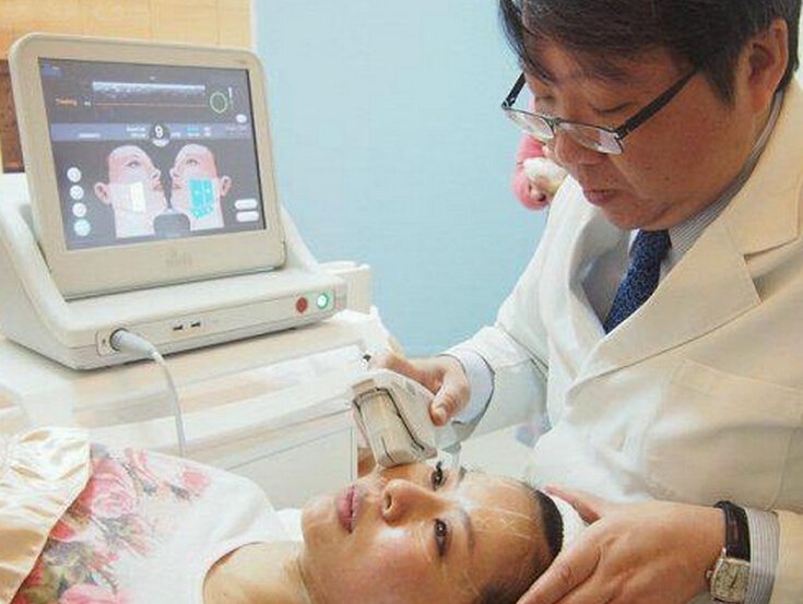 Low temperature sintering of lead piezoelectric ceramics